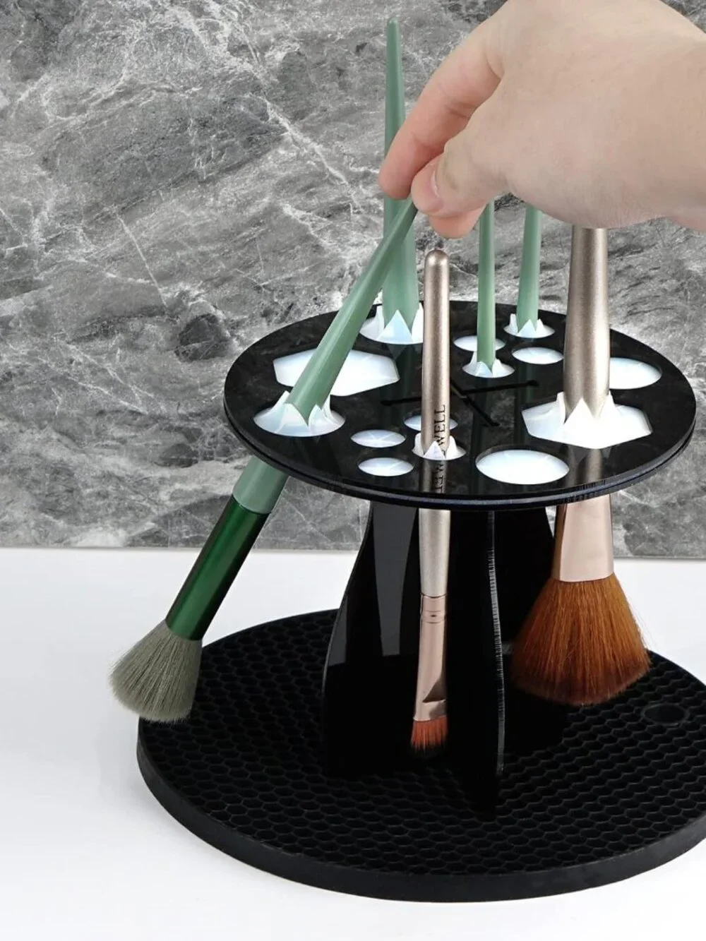 Makeup Brush Drying Rack with Mat – Detachable Acrylic Air Tree Tower Holder